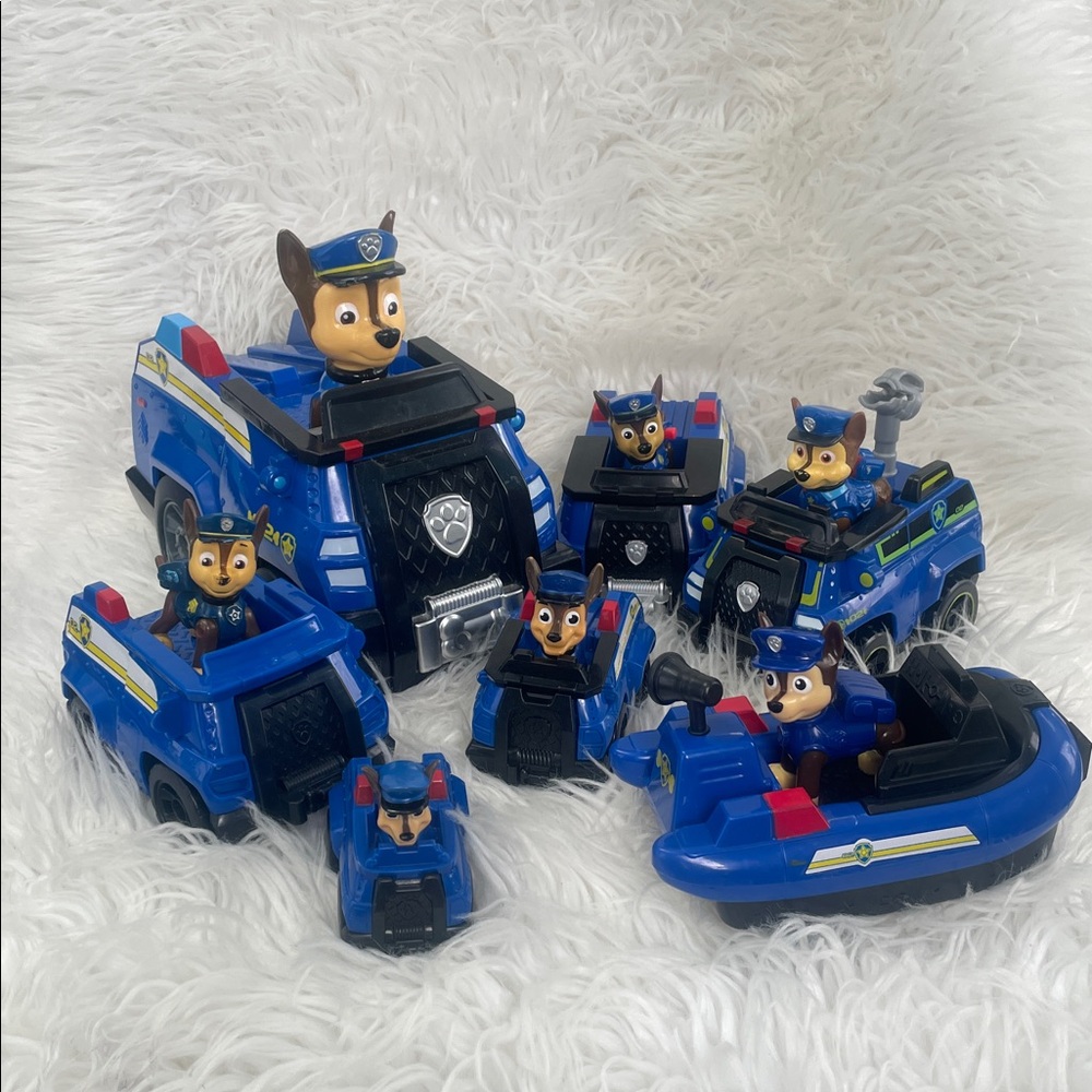 Paw patrol Chase and his vehicle bundle lot